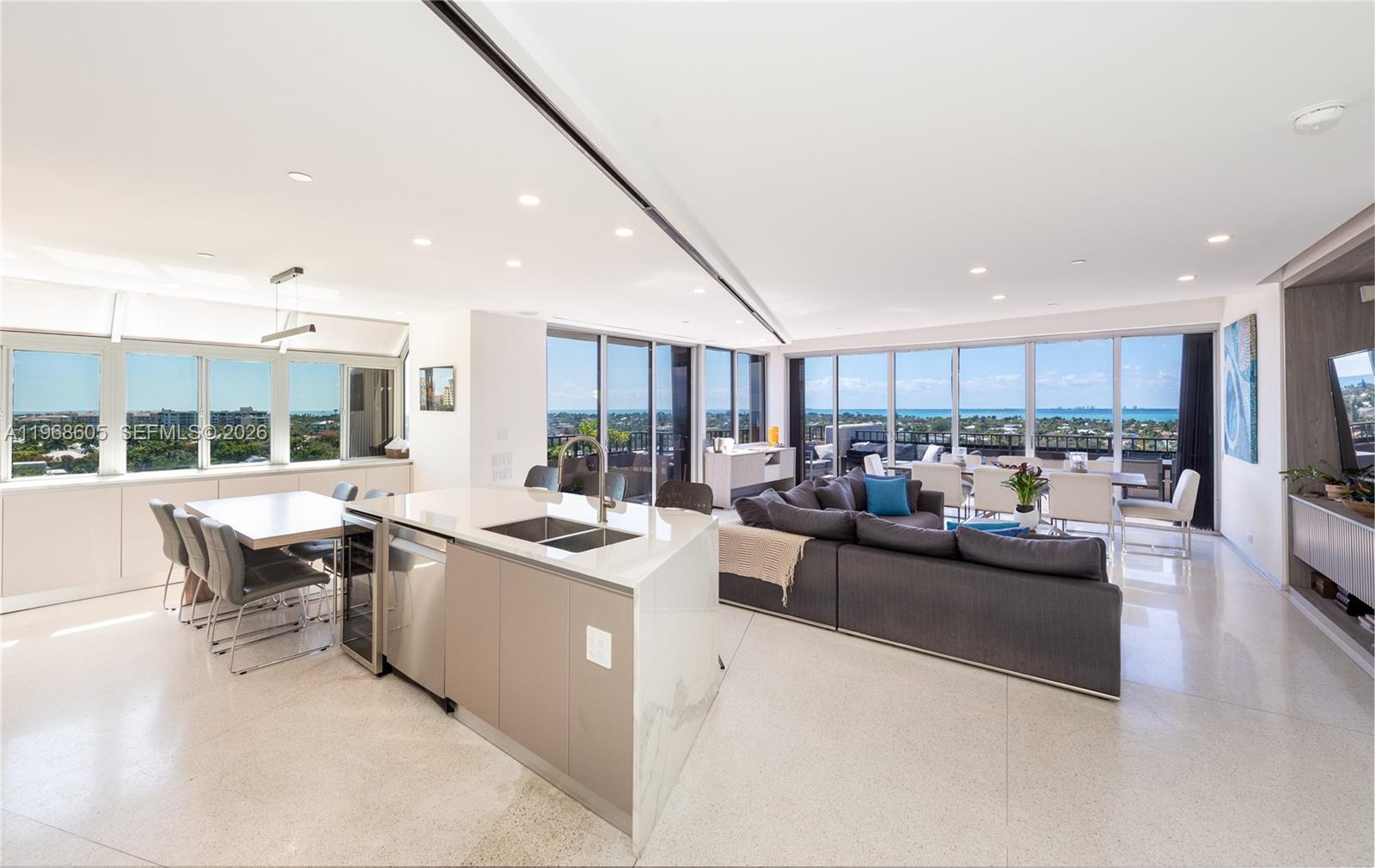 151 Crandon Blvd #939