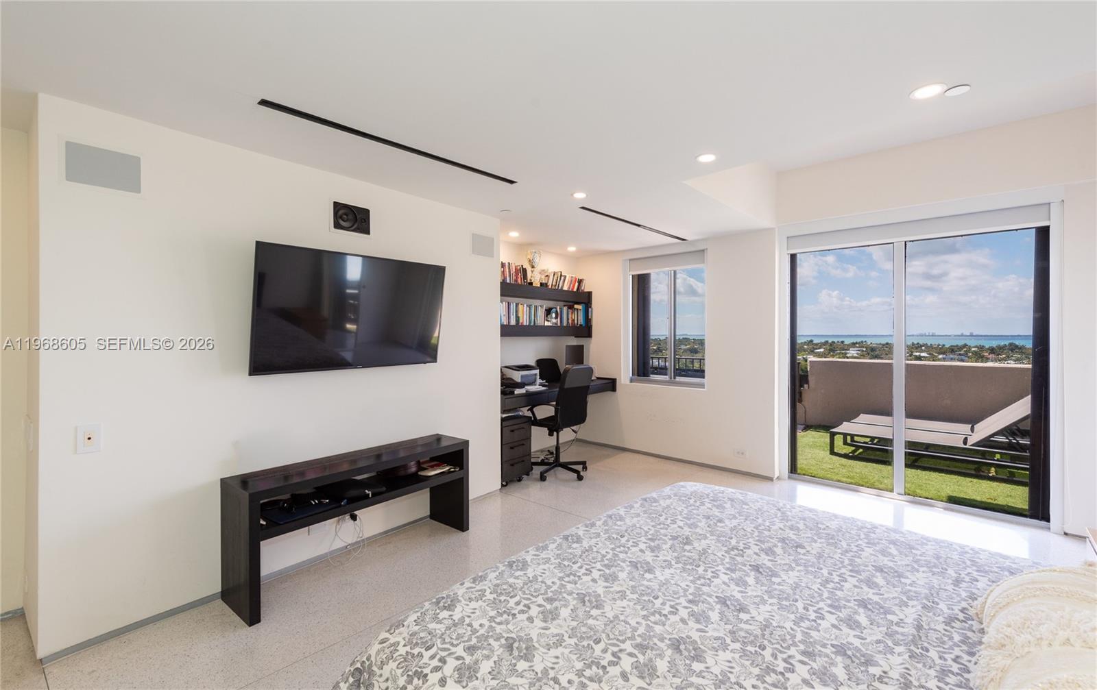 image Emerald Bay at Key Colony18