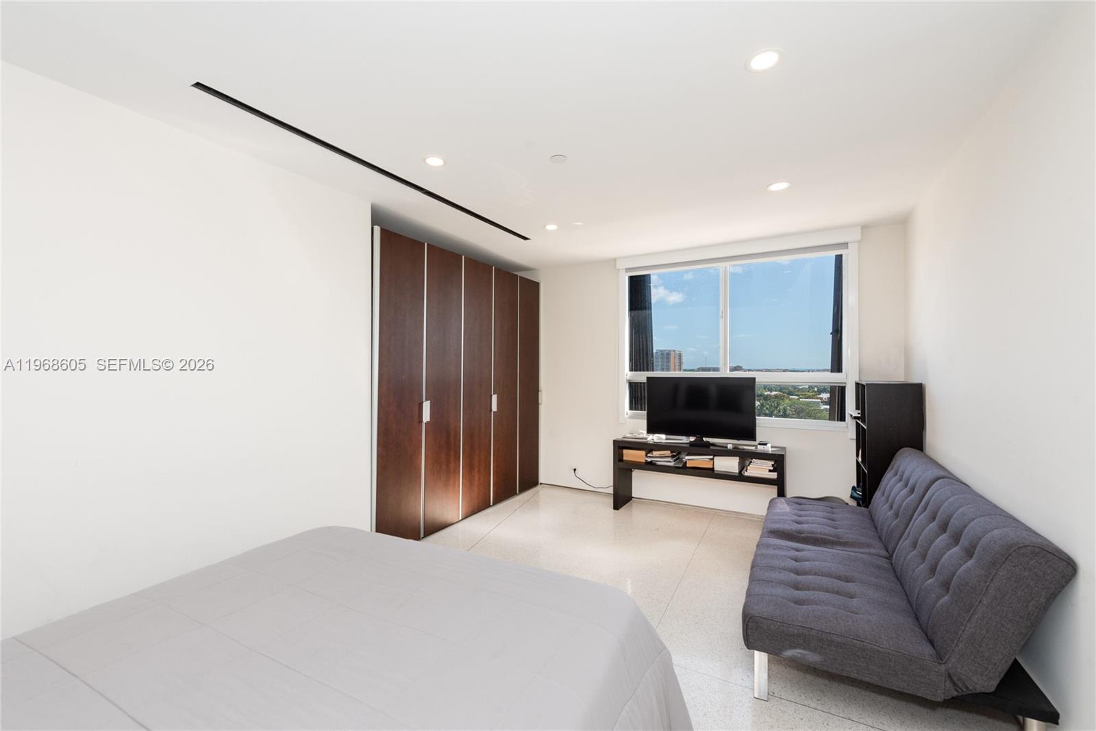 image Emerald Bay at Key Colony25