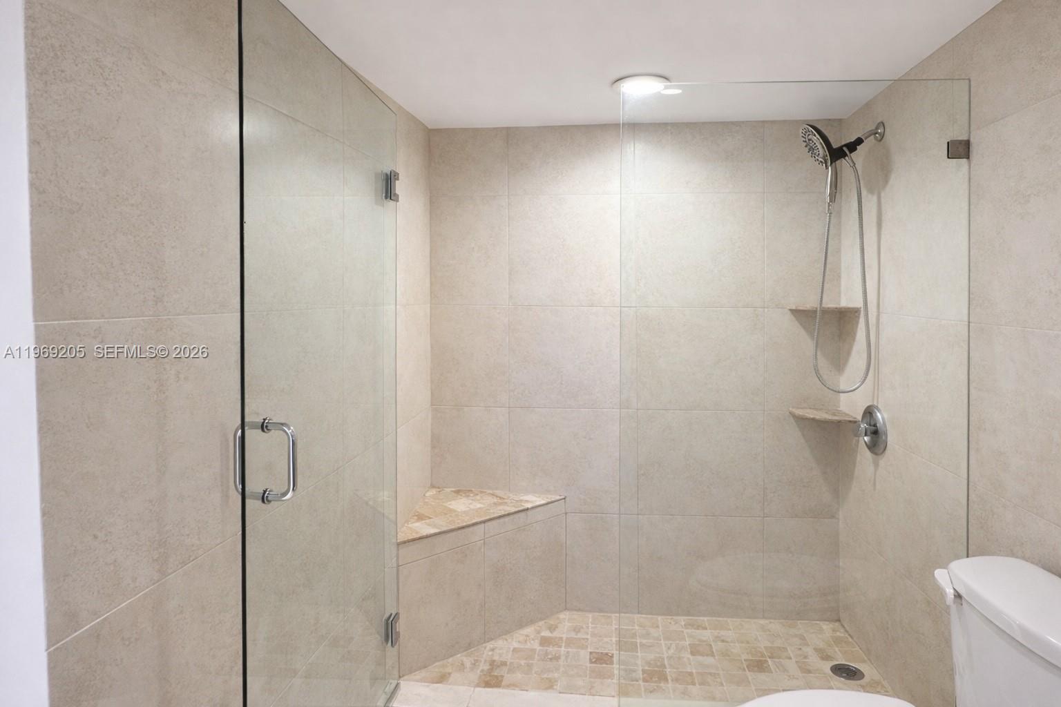 image Arlen House East13