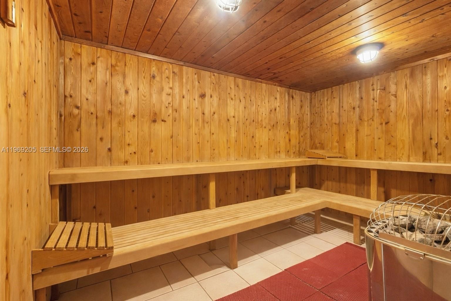 image Arlen House East14