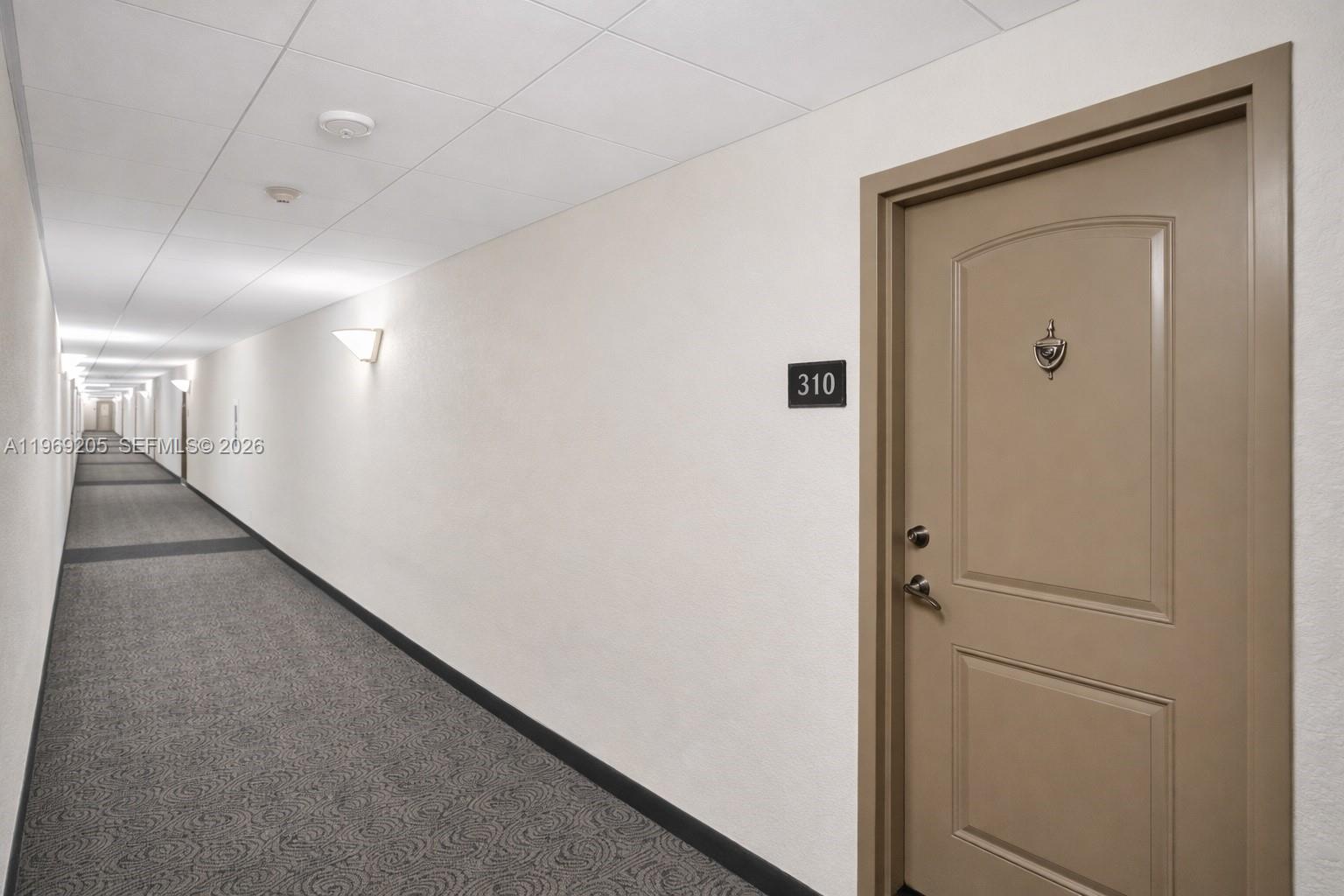 image Arlen House East15