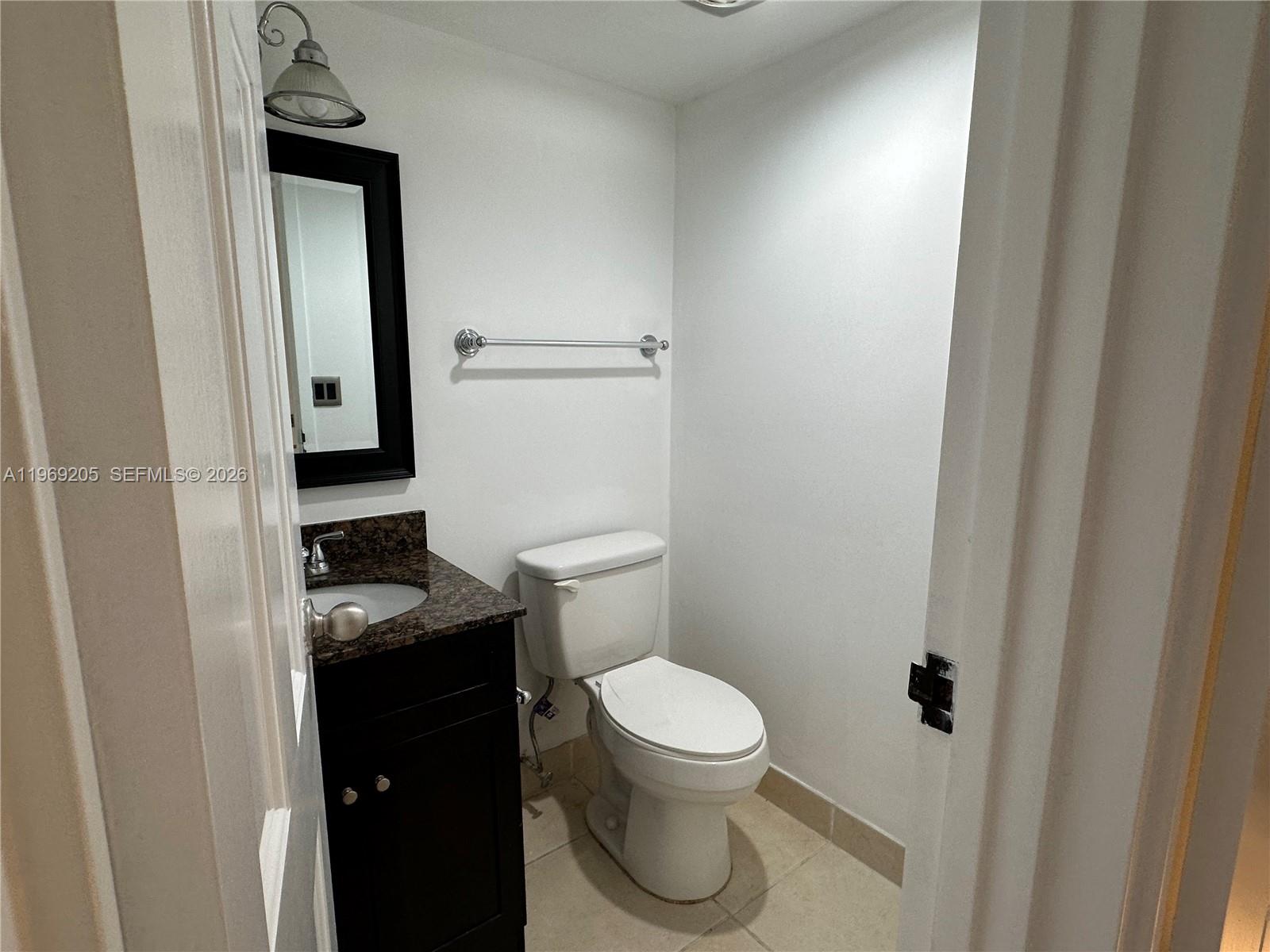 image Arlen House East6