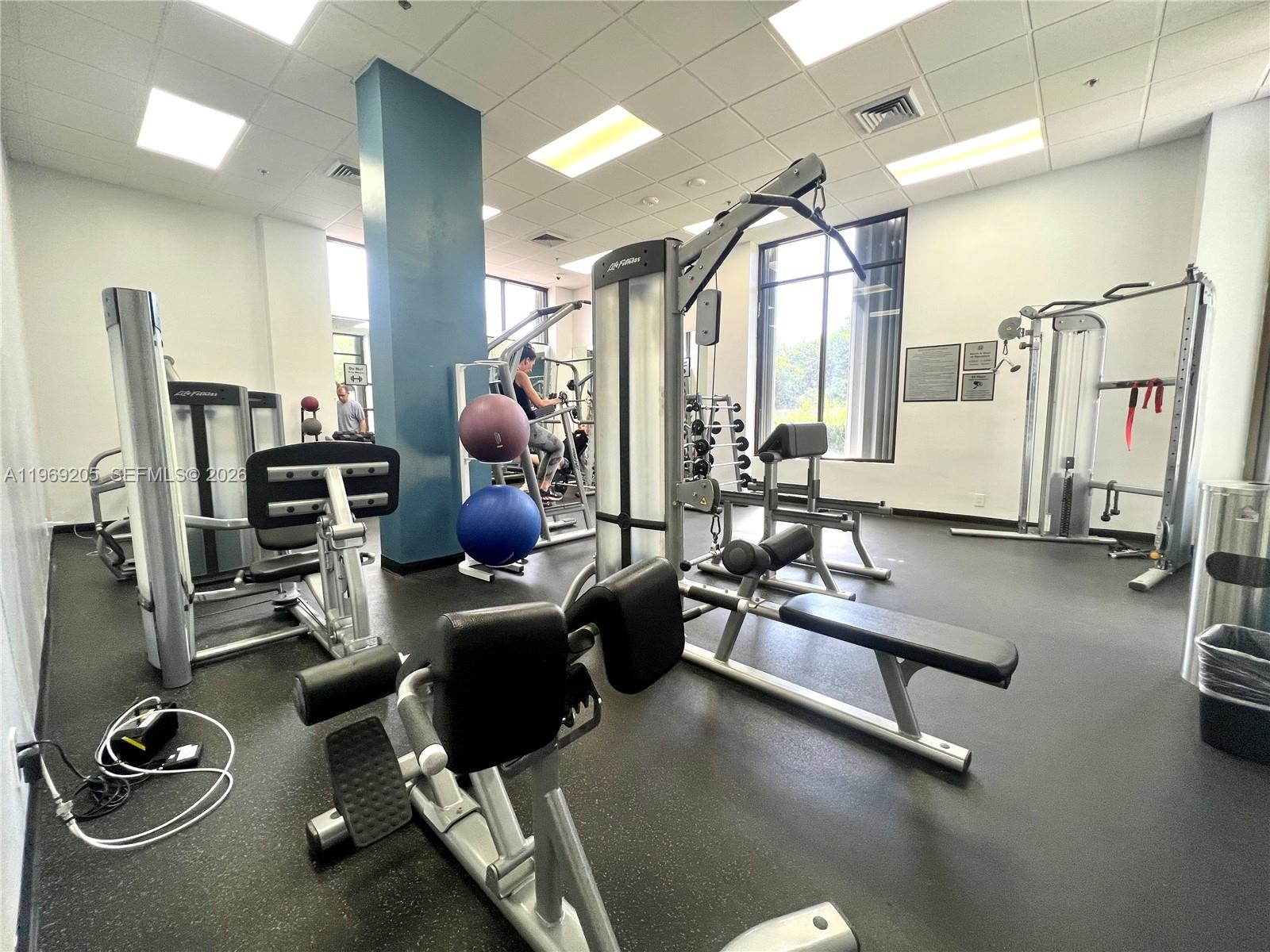 image Arlen House East7