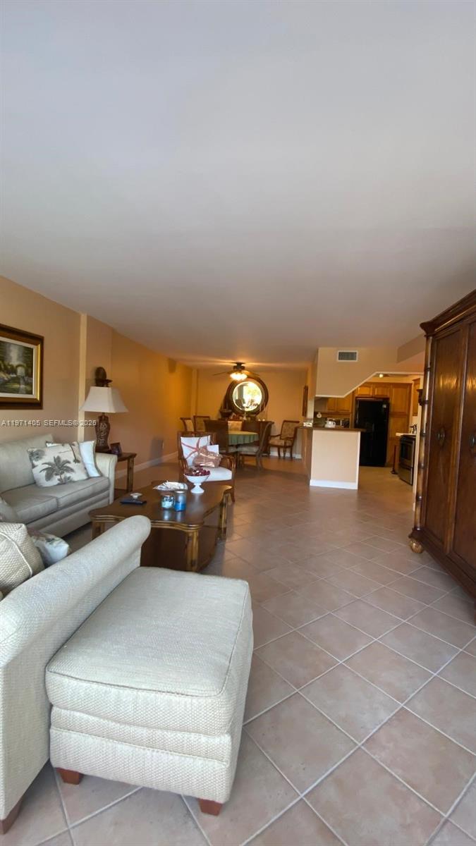 image Commodore Club East10