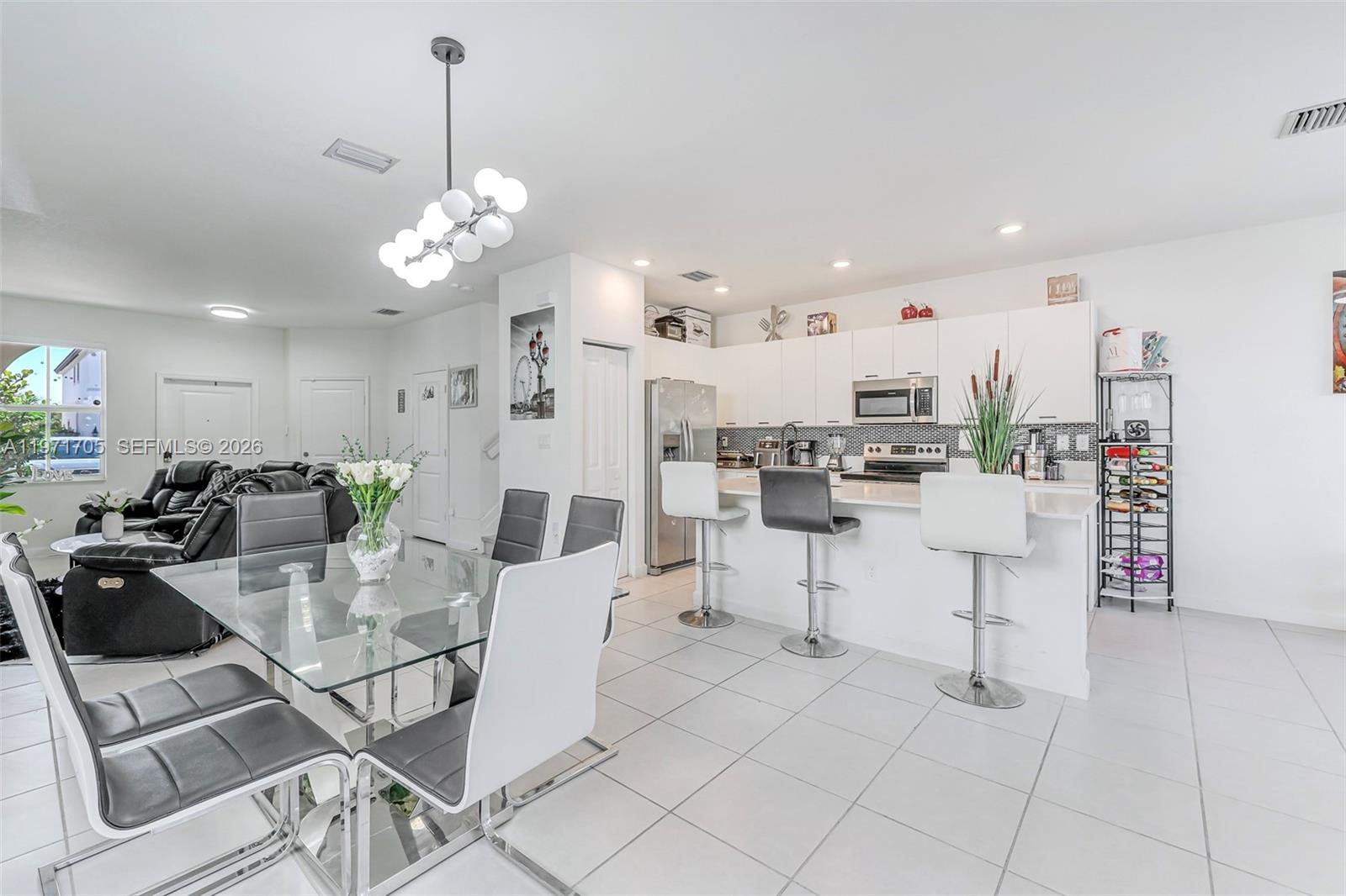 2369 NW 131st Cir Miami, FL 33167