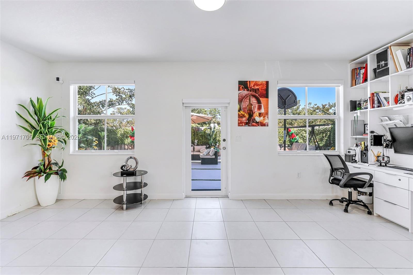 2369 NW 131st Cir Miami, FL 33167