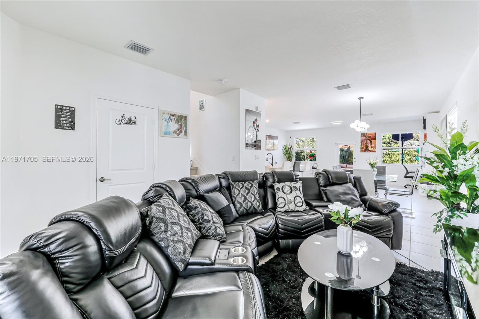 2369 NW 131st Cir Miami, FL 33167