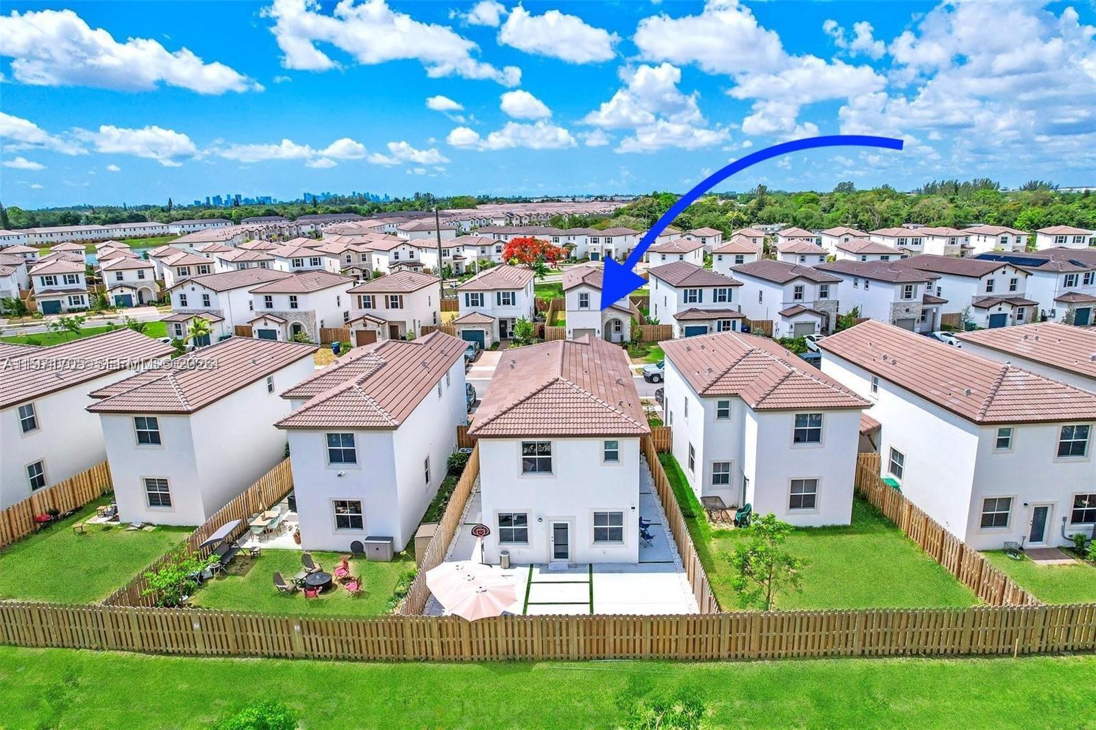 2369 NW 131st Cir Miami, FL 33167