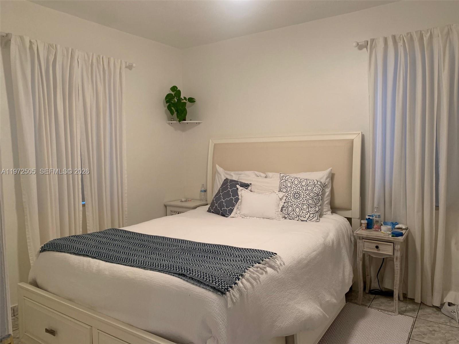 2131 Arthur St Hollywood, FL 33020