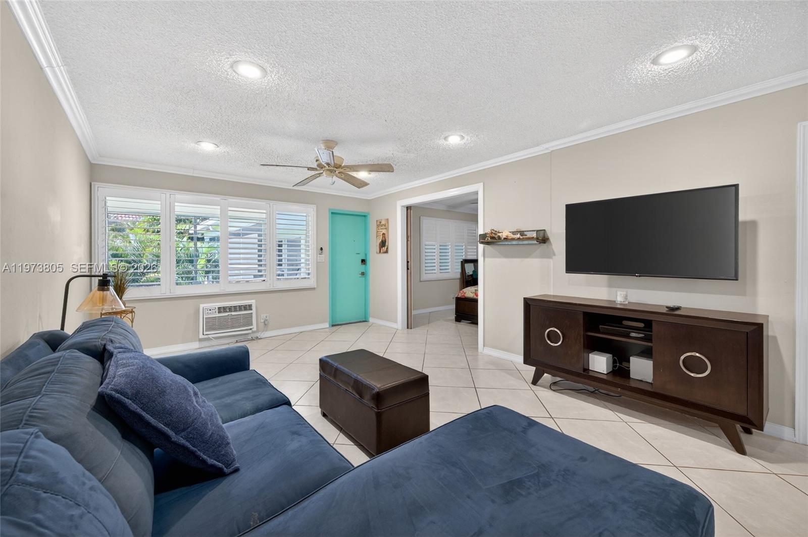 1308 Bayview Dr #2B Fort Lauderdale, FL 33304