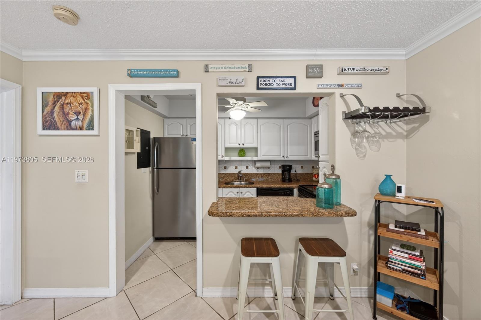 1308 Bayview Dr #2B Fort Lauderdale, FL 33304