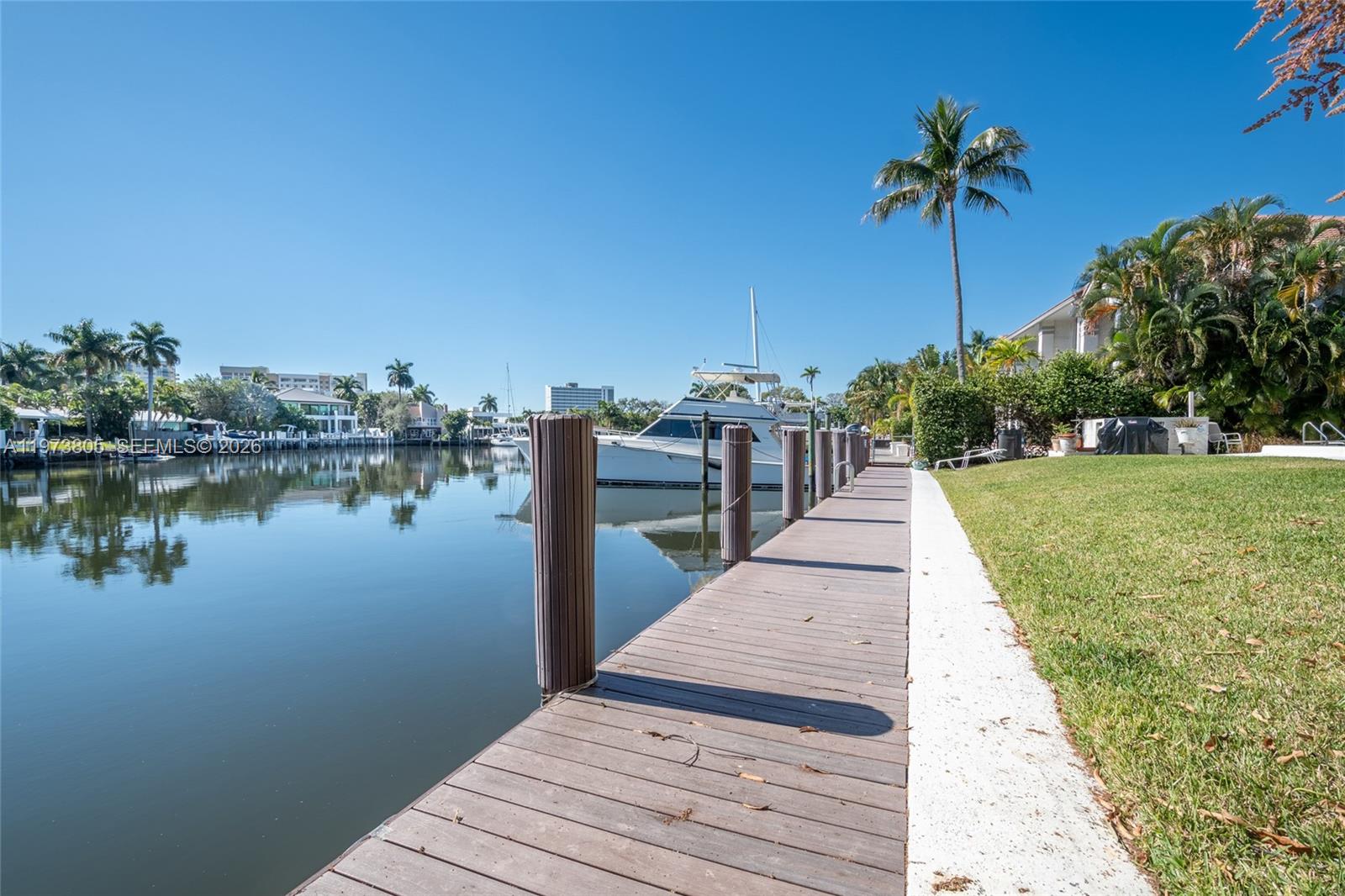 1308 Bayview Dr #2B Fort Lauderdale, FL 33304