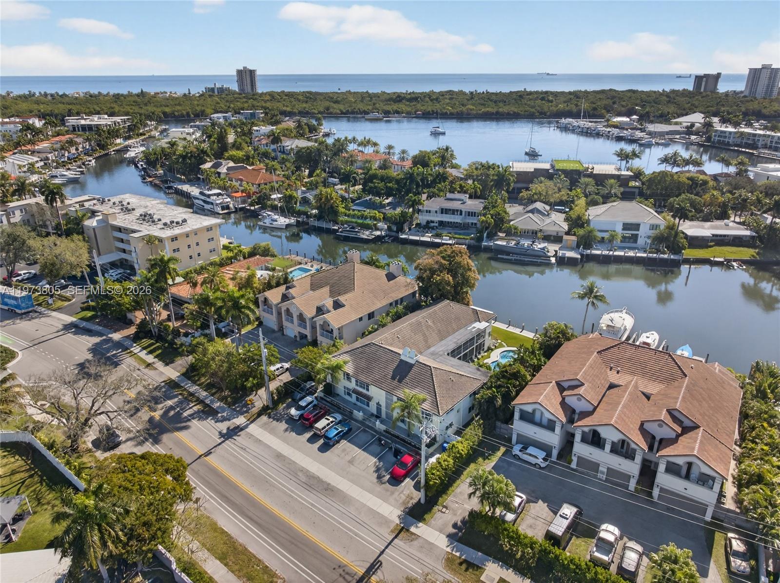 1308 Bayview Dr #2B Fort Lauderdale, FL 33304