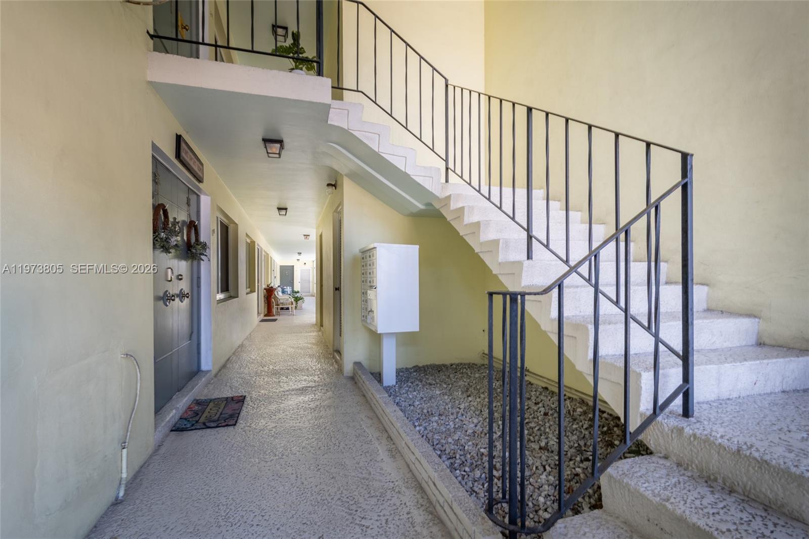 1308 Bayview Dr #2B Fort Lauderdale, FL 33304