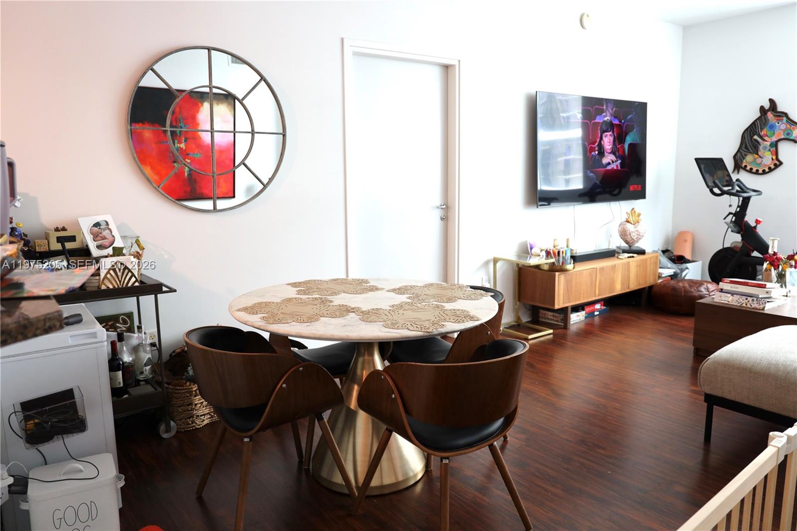 300 S Biscayne Blvd #3504 Miami, FL 33131