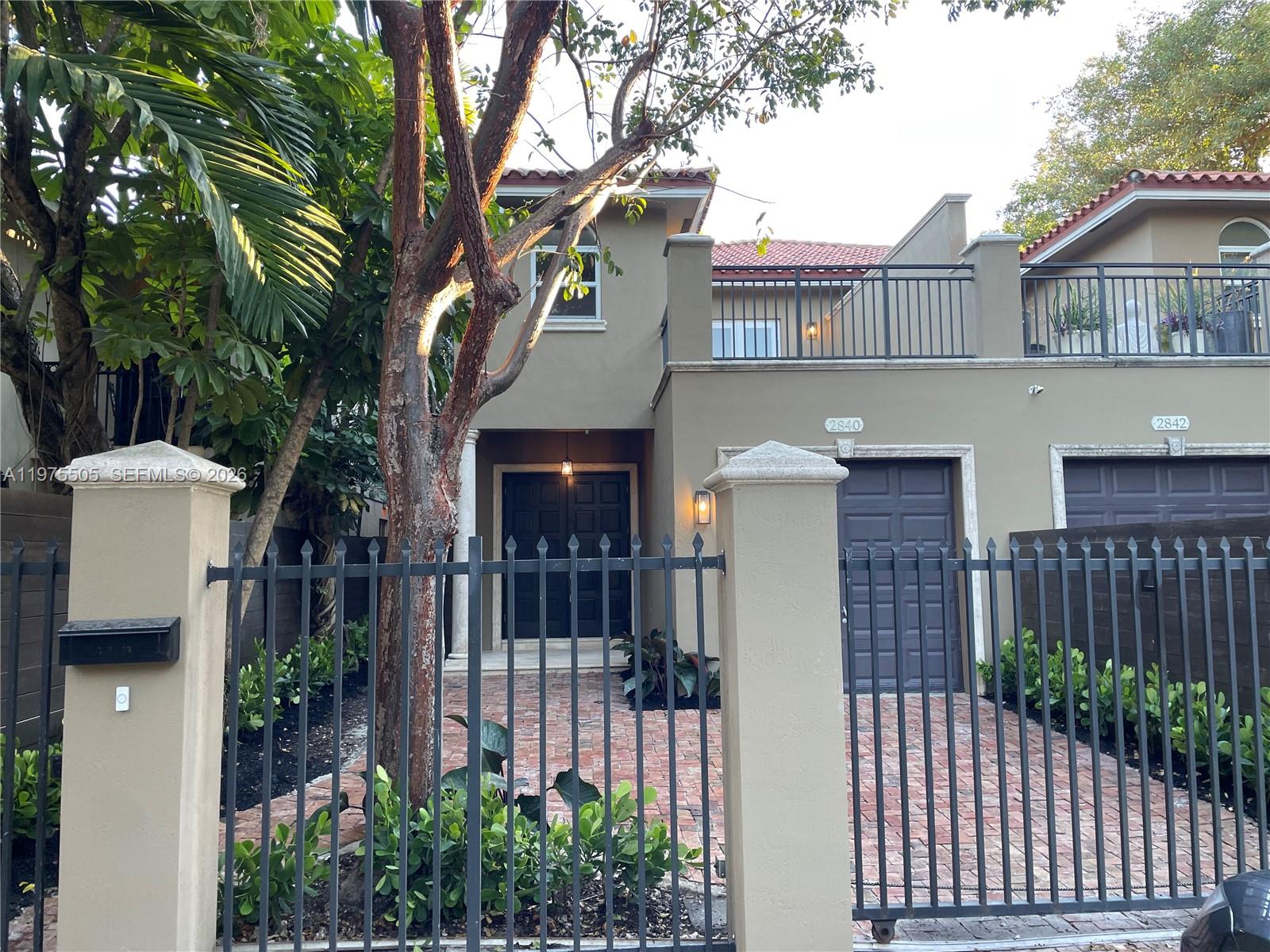 2840 Shipping Ave #2840