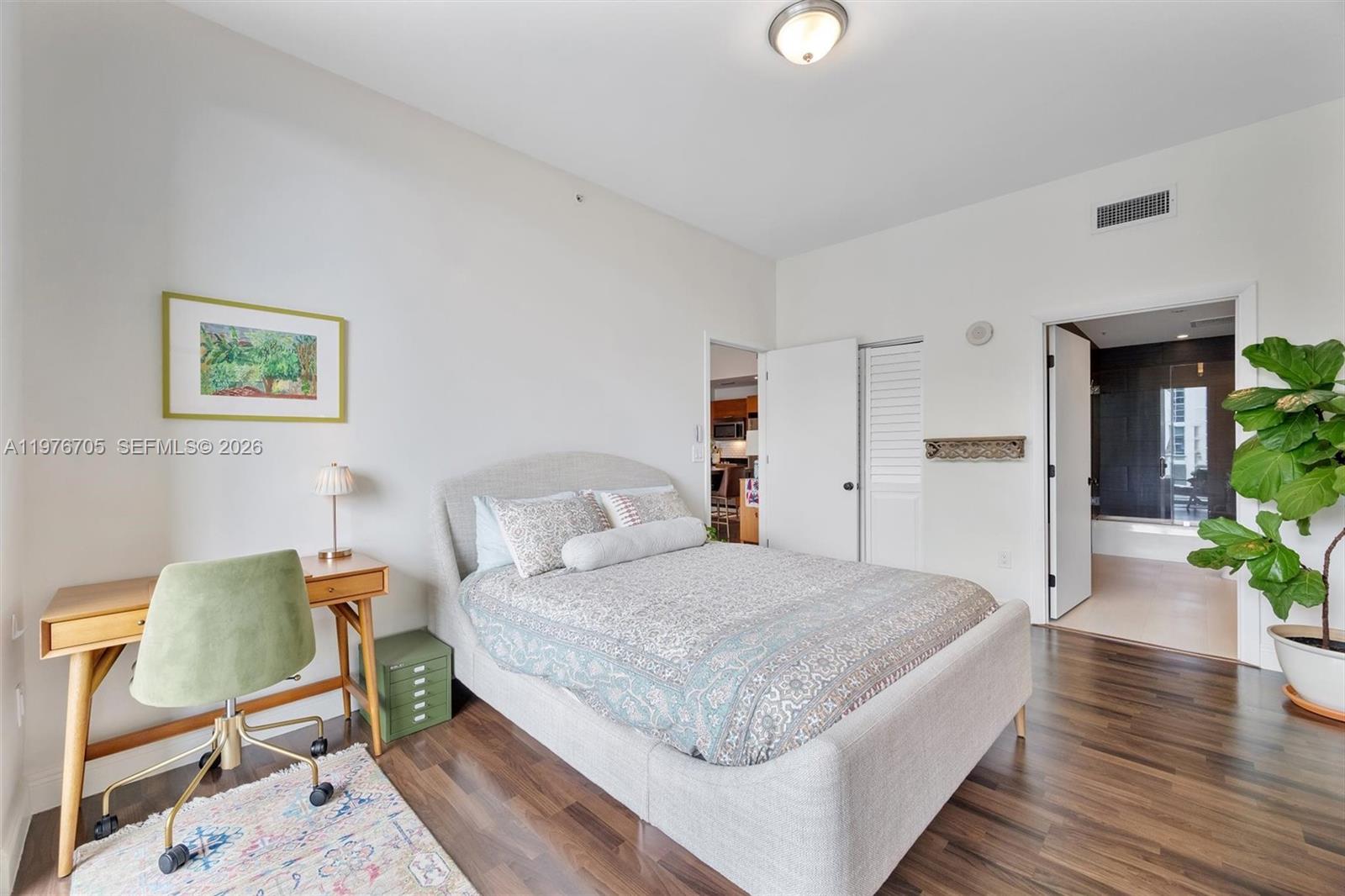 3470 E Coast Ave #H0908 Miami, FL 33137