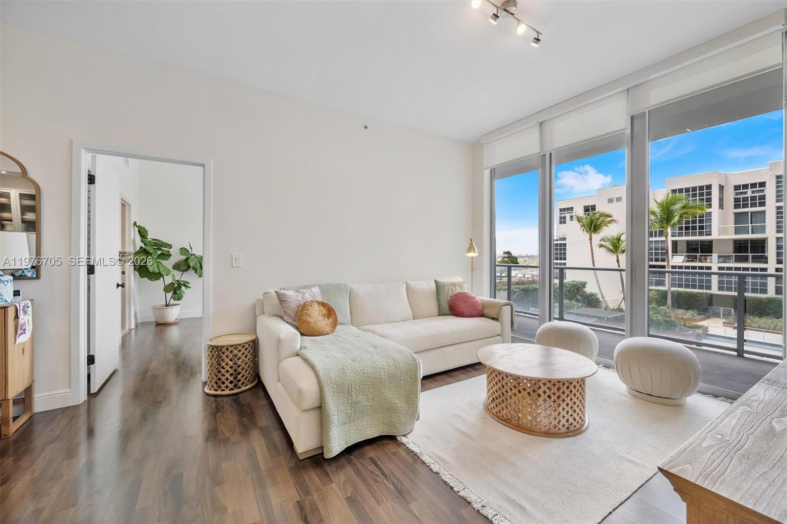 3470 E Coast Ave #H0908 Miami, FL 33137