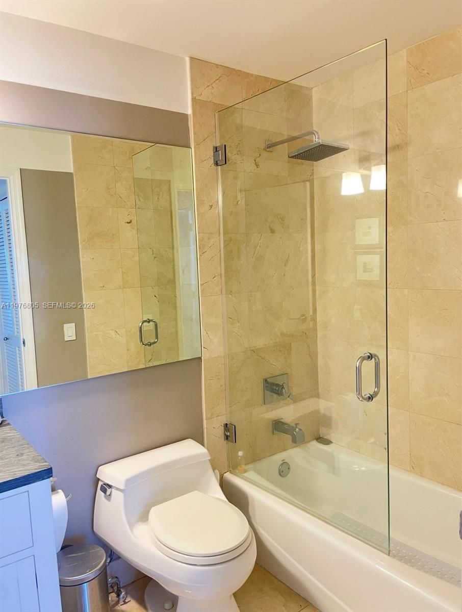 888 Brickell Key Dr #804 Miami, FL 33131