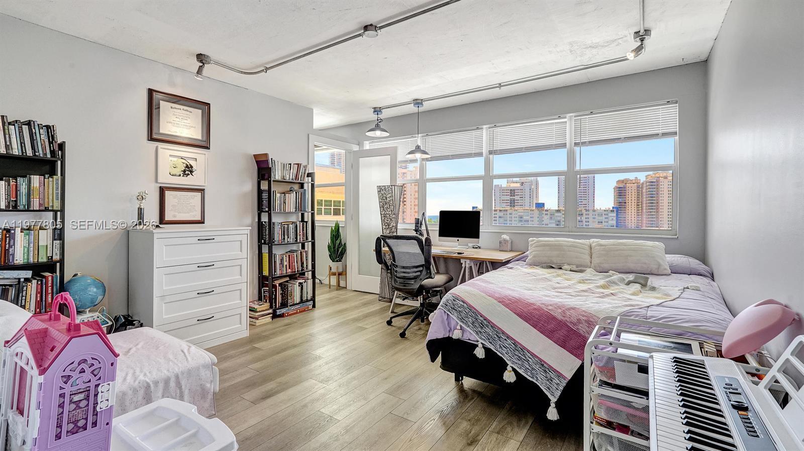 111 Golden Isles Dr #G2 Hallandale Beach, FL 33009