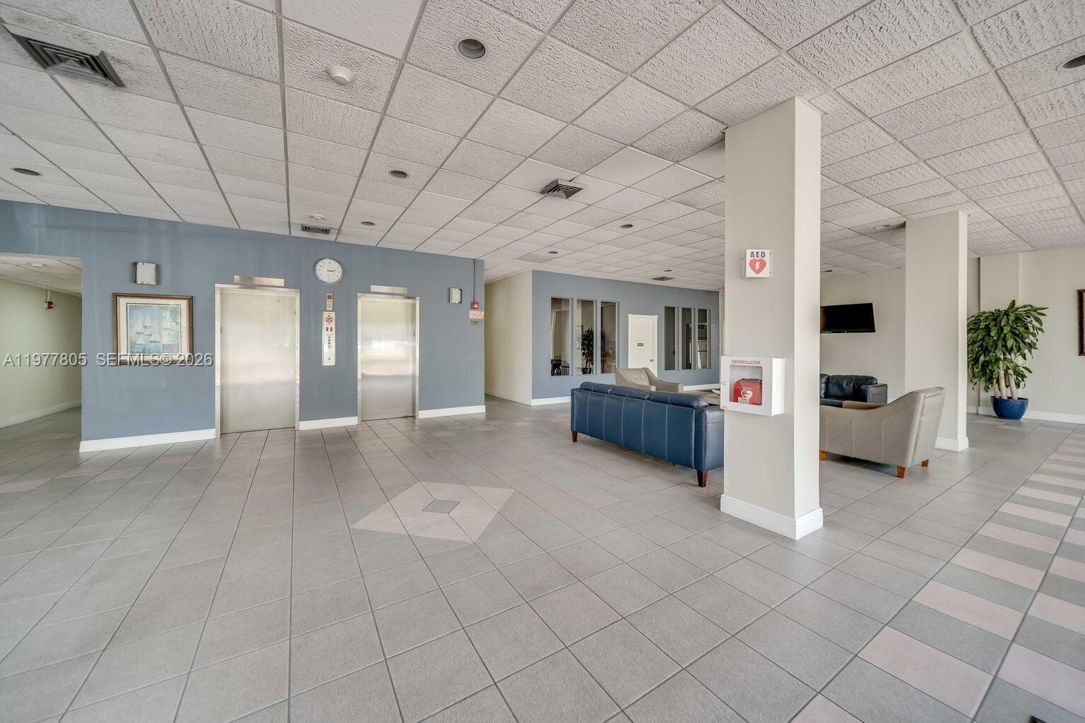 111 Golden Isles Dr #G2 Hallandale Beach, FL 33009