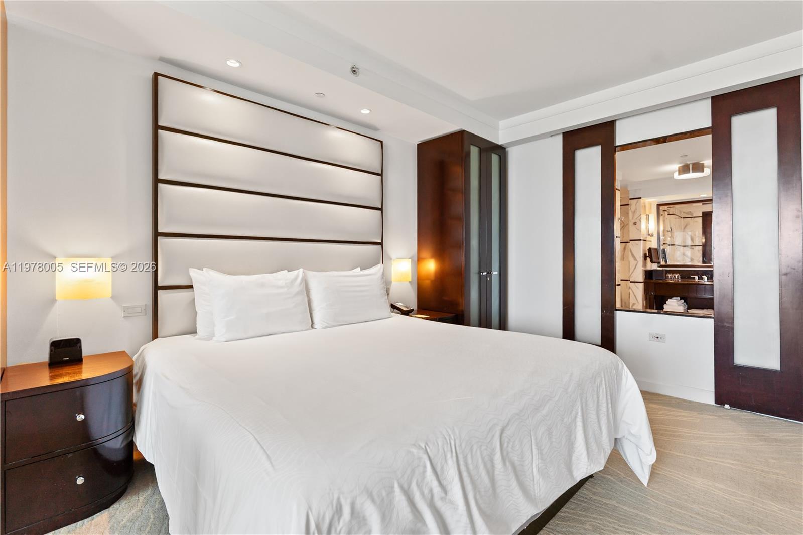 4391 Collins Ave #412 Miami Beach, FL 33140