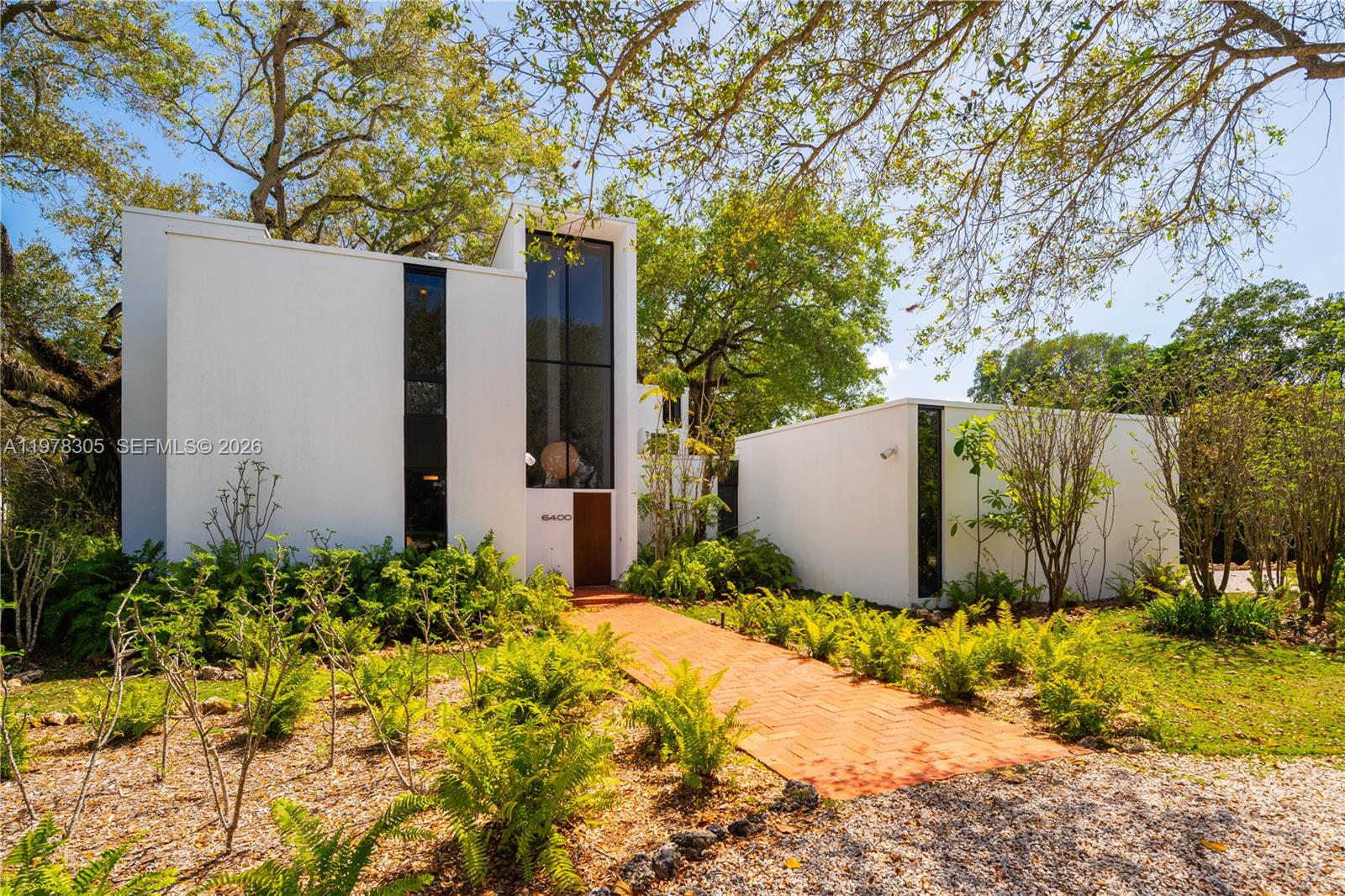 6400 SW 133rd Dr Pinecrest, FL 33156