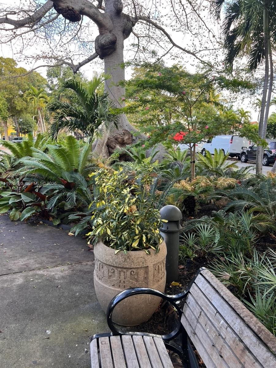 852 SW 13th Ave Miami, FL 33135