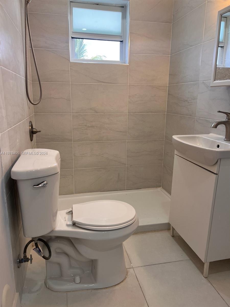 852 SW 13th Ave Miami, FL 33135