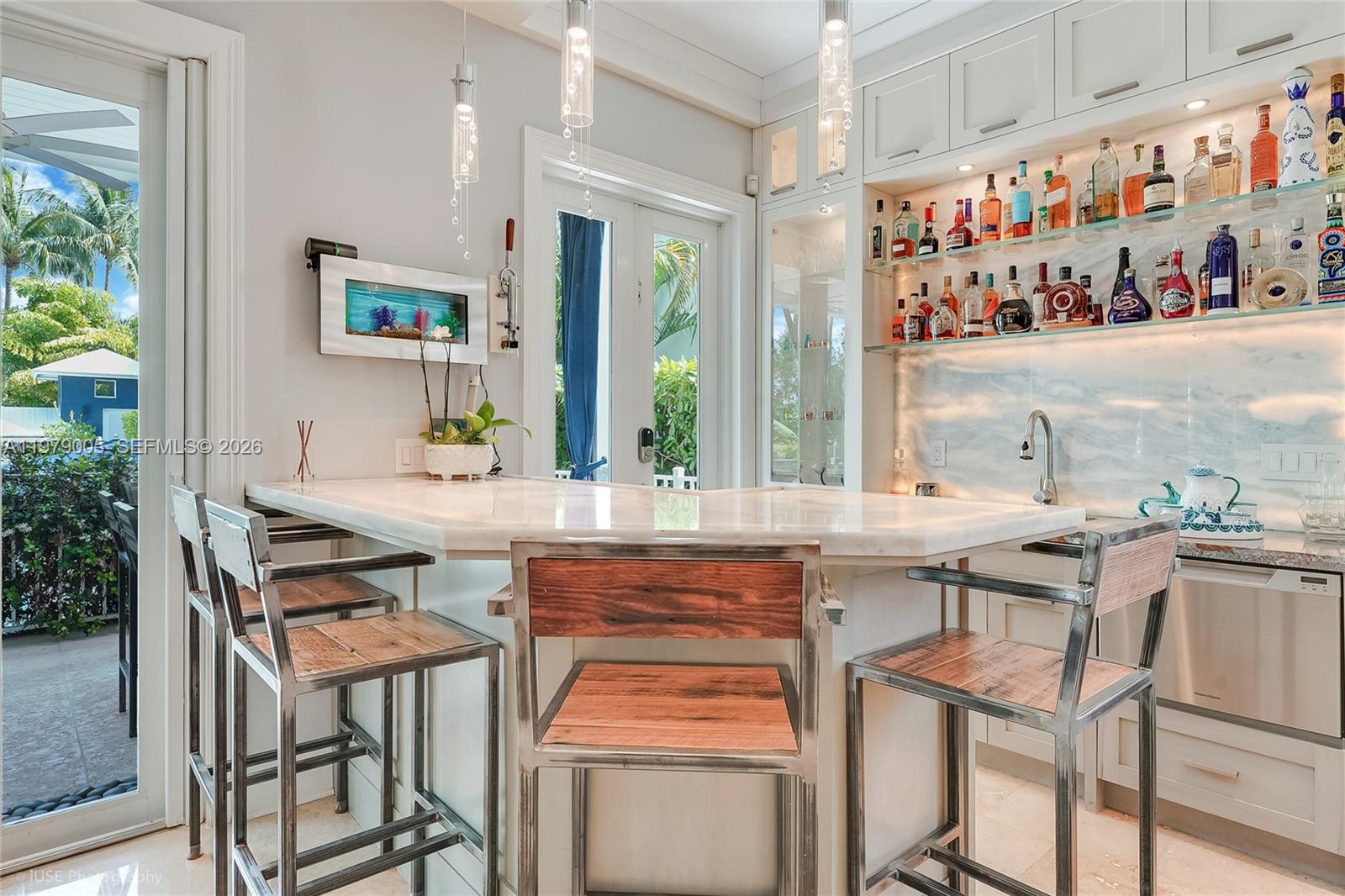 755 NE 77th St Miami, FL 33136