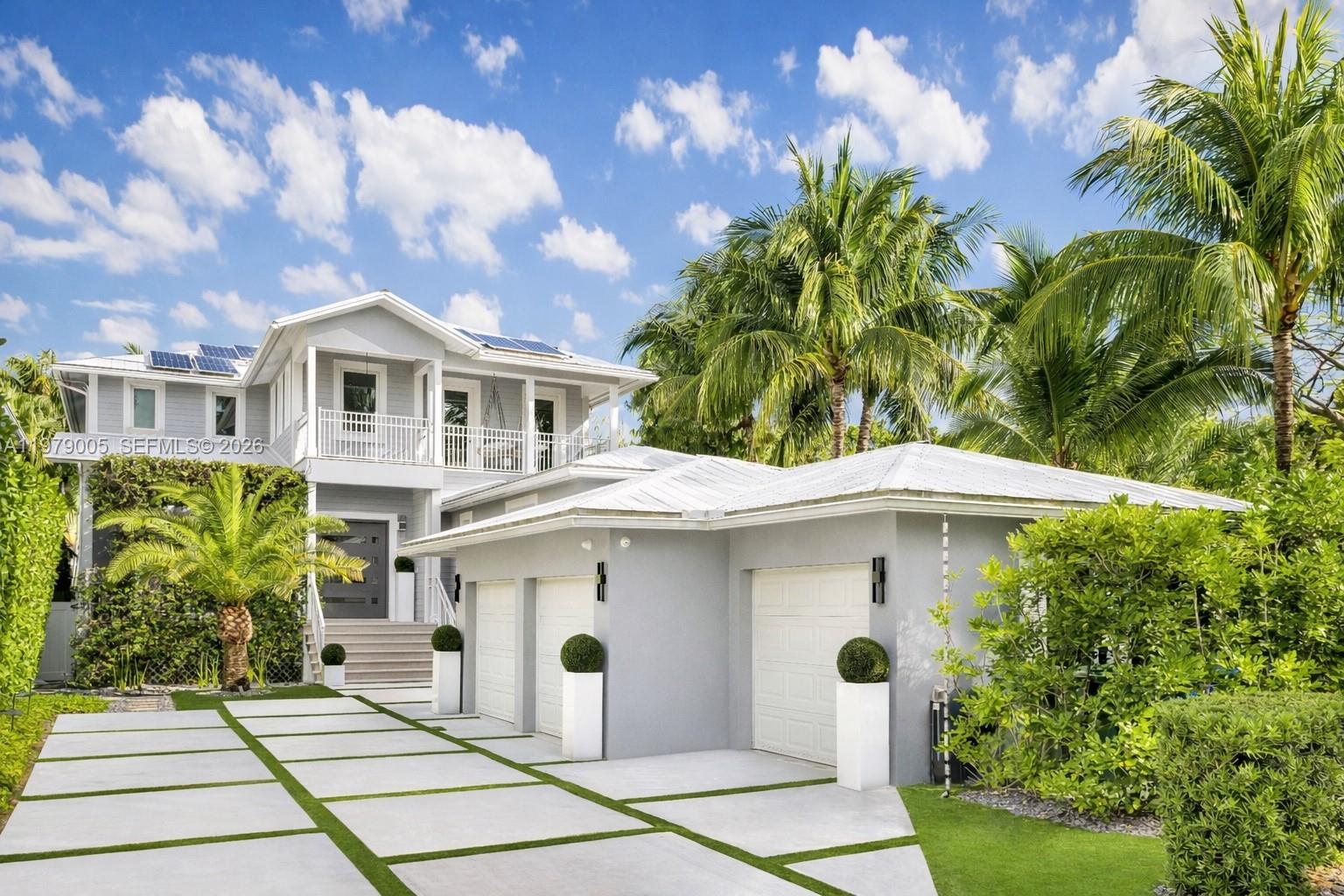 755 NE 77th St Miami, FL 33136