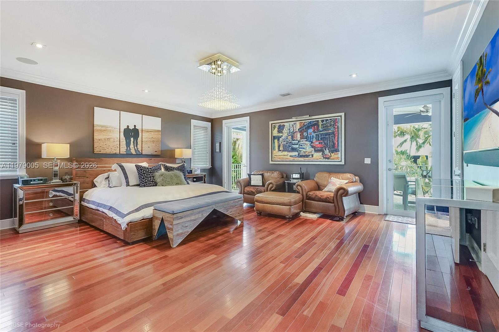 755 NE 77th St Miami, FL 33136