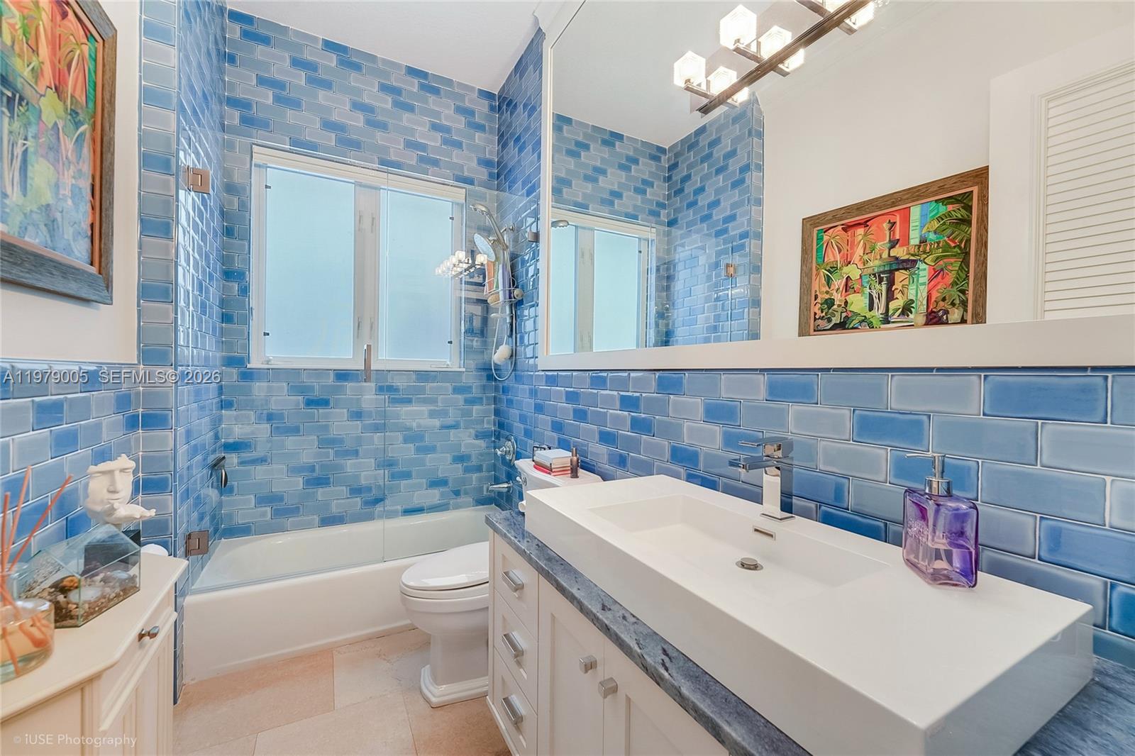 755 NE 77th St Miami, FL 33136