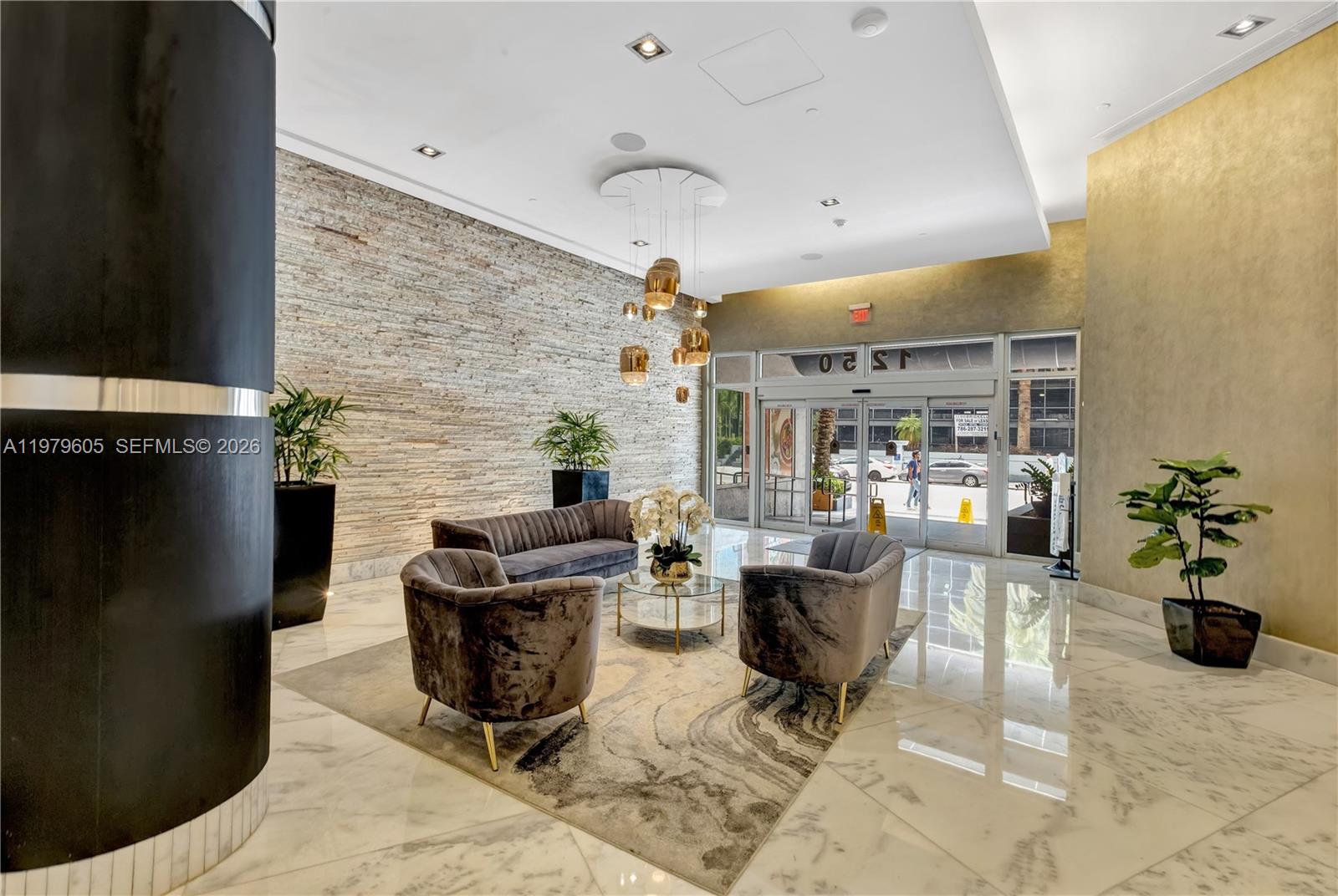 1250 S Miami Ave #2802 Miami, FL 33130