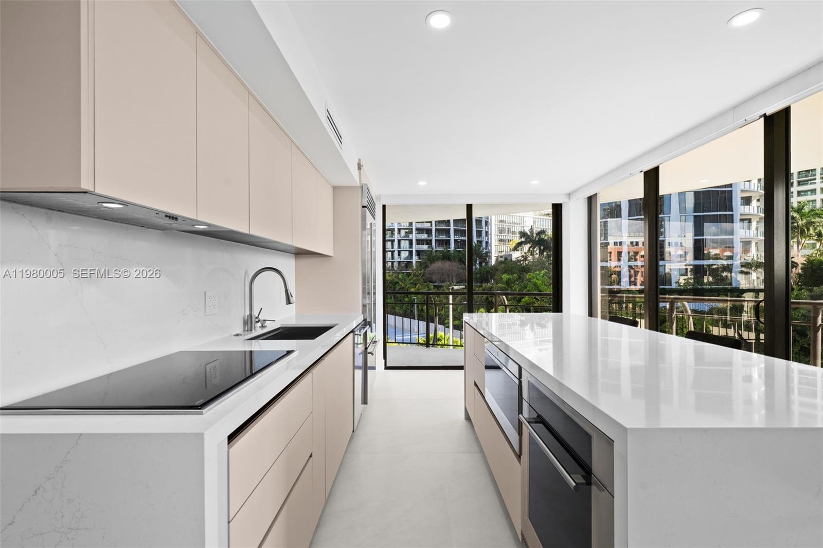 2843 S Bayshore Dr #5F Miami, FL 33133