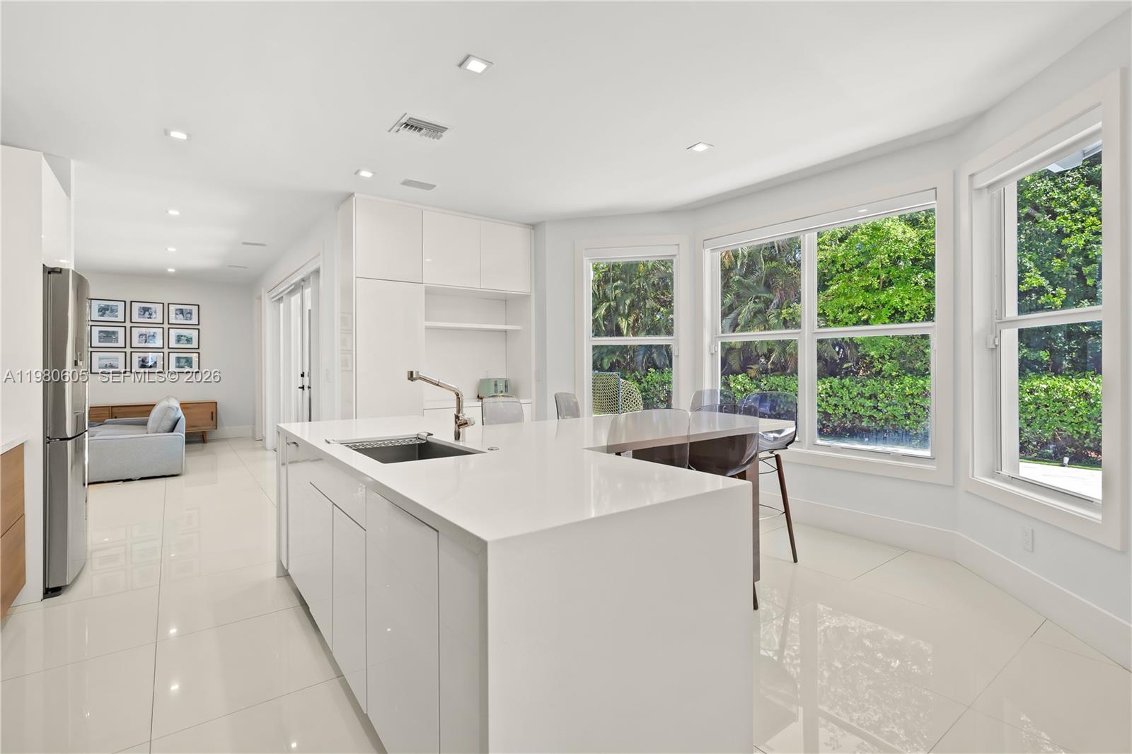 5700 SW 86th St South Miami, FL 33143