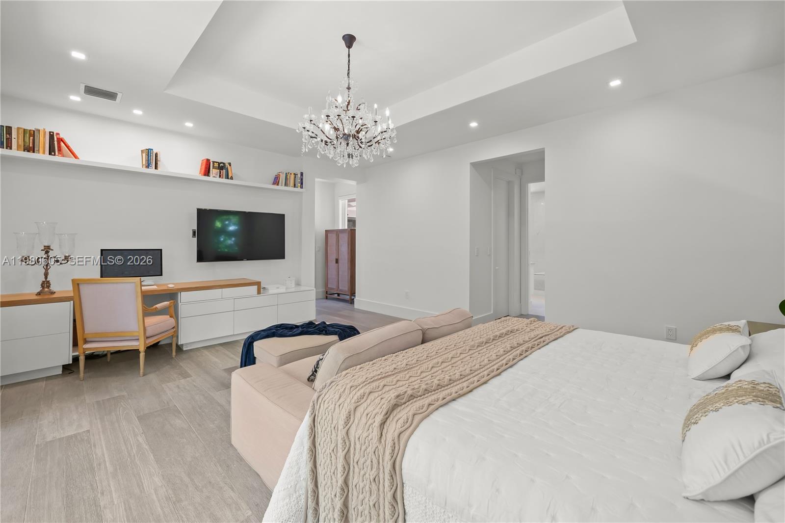 5700 SW 86th St South Miami, FL 33143