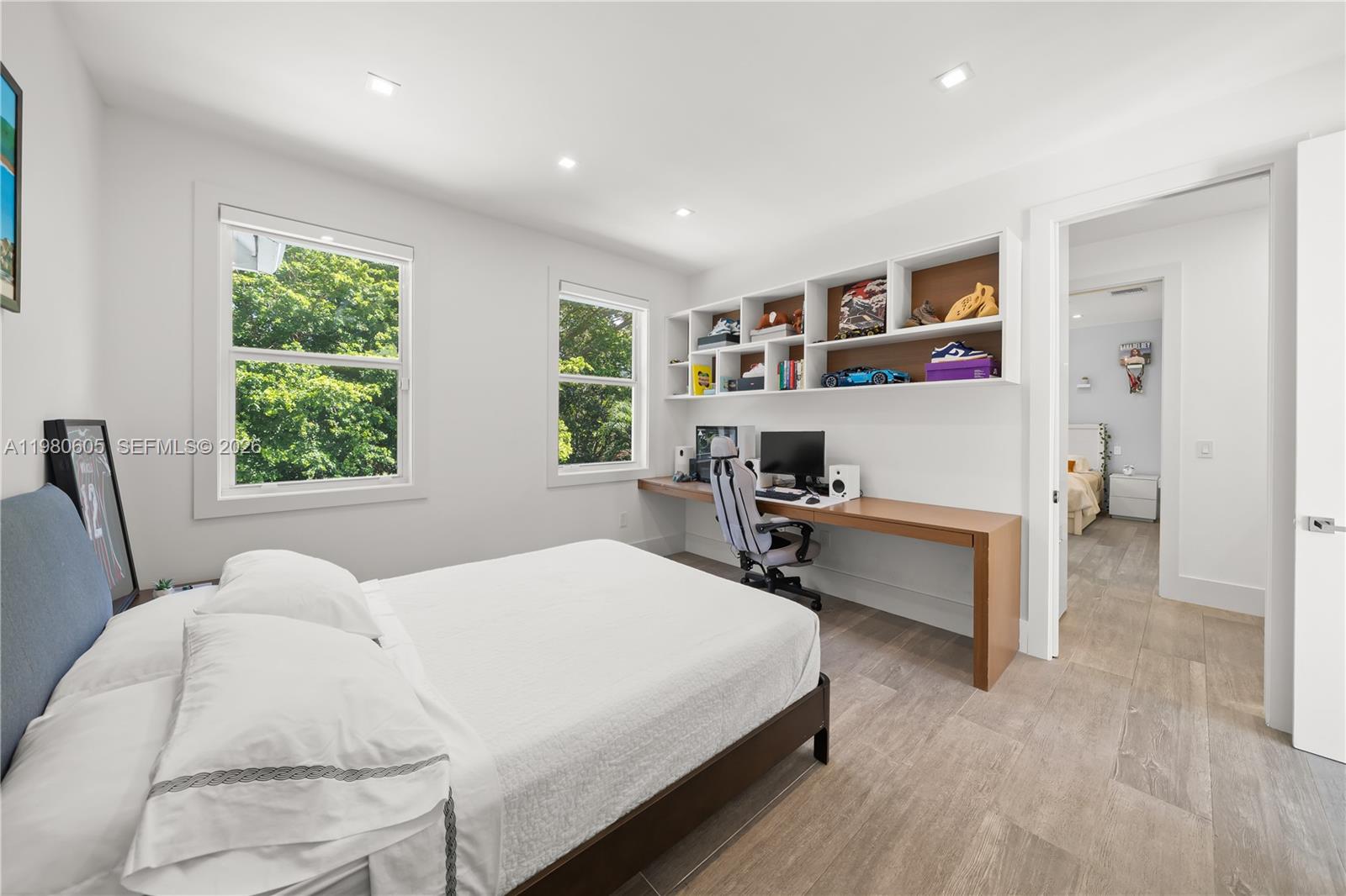 5700 SW 86th St South Miami, FL 33143