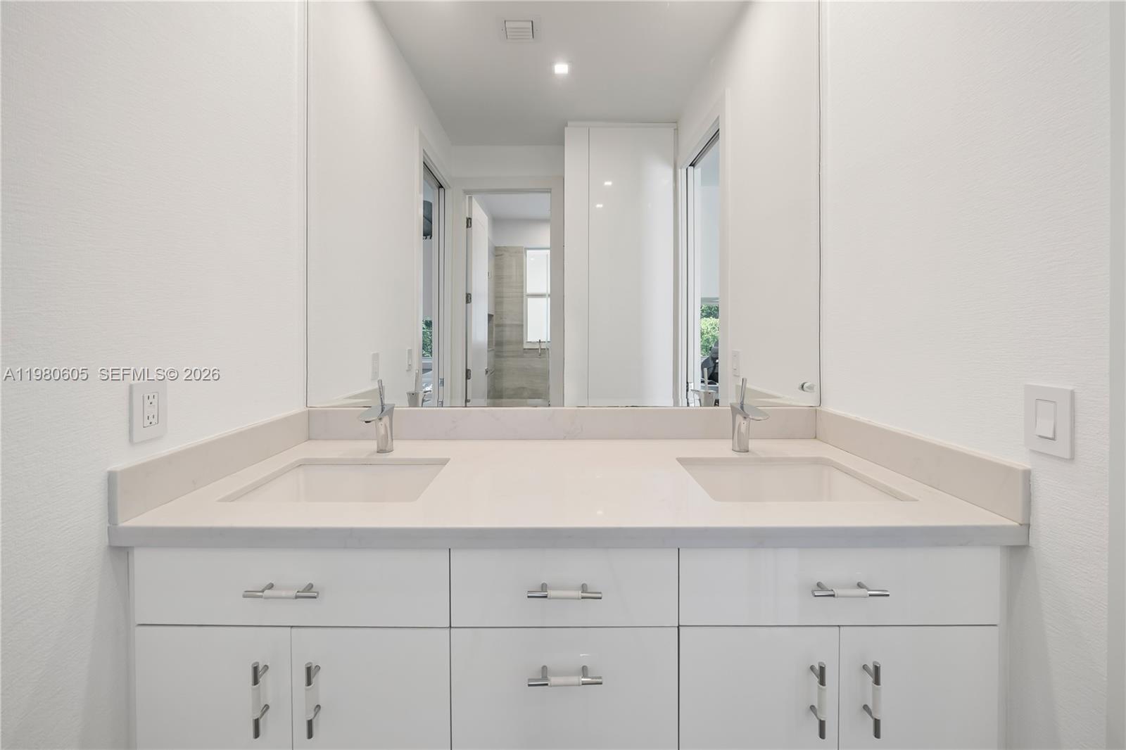 5700 SW 86th St South Miami, FL 33143