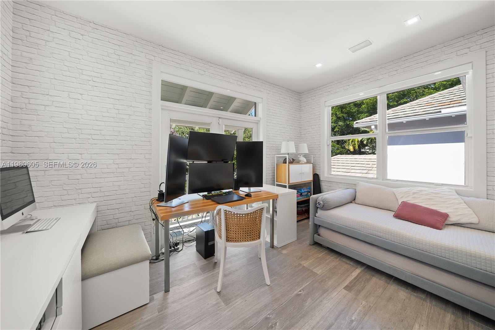 5700 SW 86th St South Miami, FL 33143