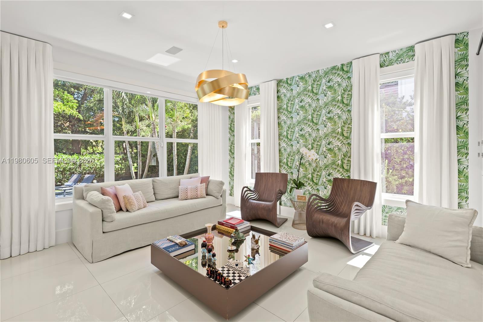 5700 SW 86th St South Miami, FL 33143