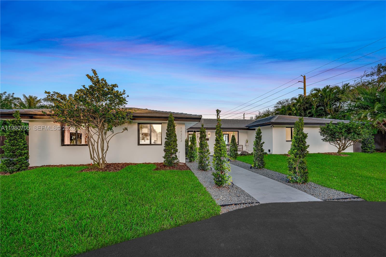 14323 SW 80th Ave Palmetto Bay, FL 33158