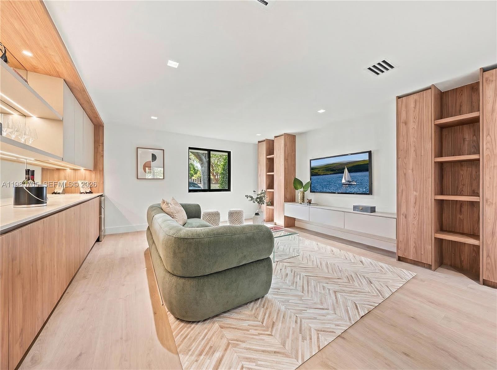 14323 SW 80th Ave Palmetto Bay, FL 33158