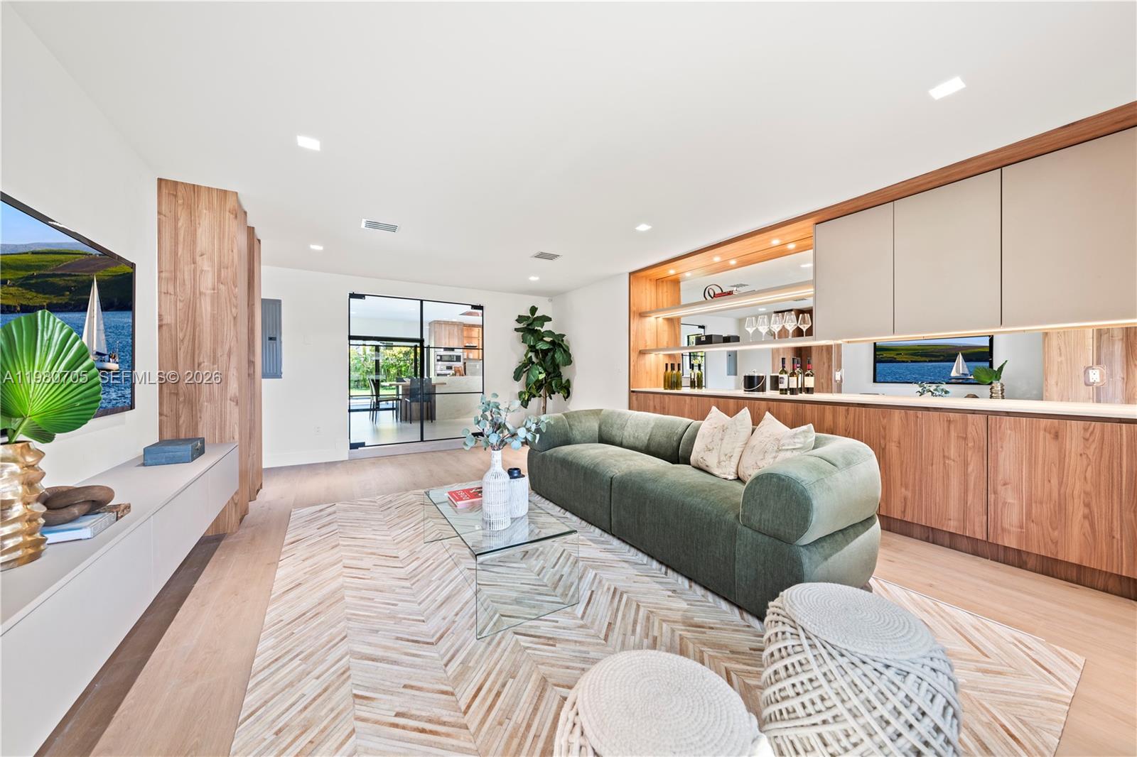 14323 SW 80th Ave Palmetto Bay, FL 33158