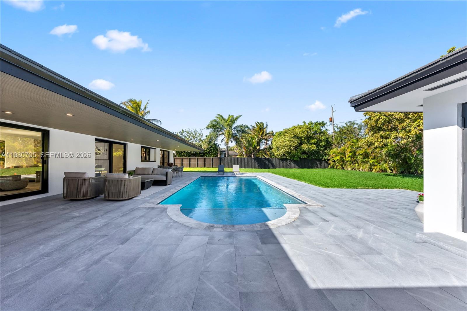 14323 SW 80th Ave Palmetto Bay, FL 33158