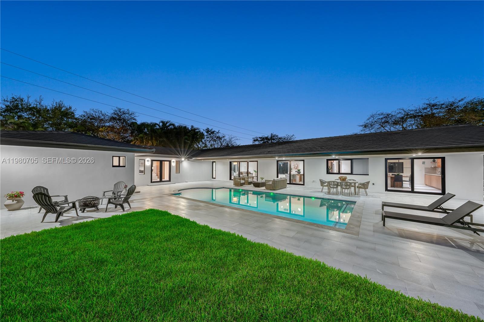 14323 SW 80th Ave Palmetto Bay, FL 33158