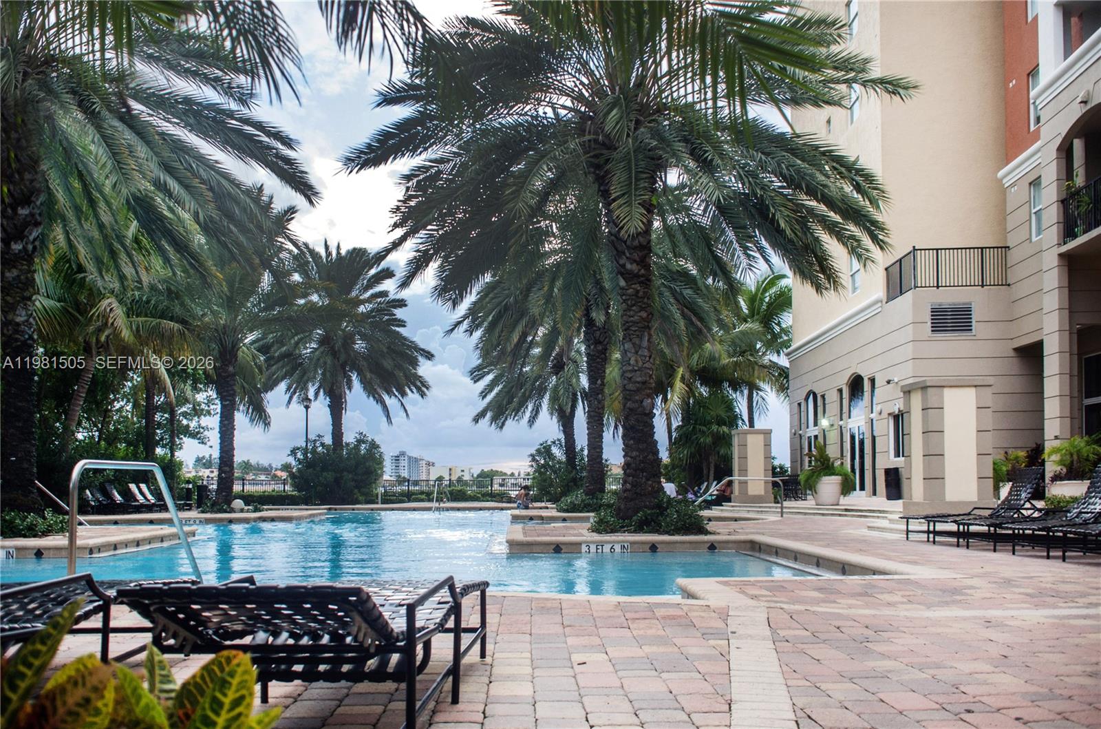 image Porto Bellagio Condo29