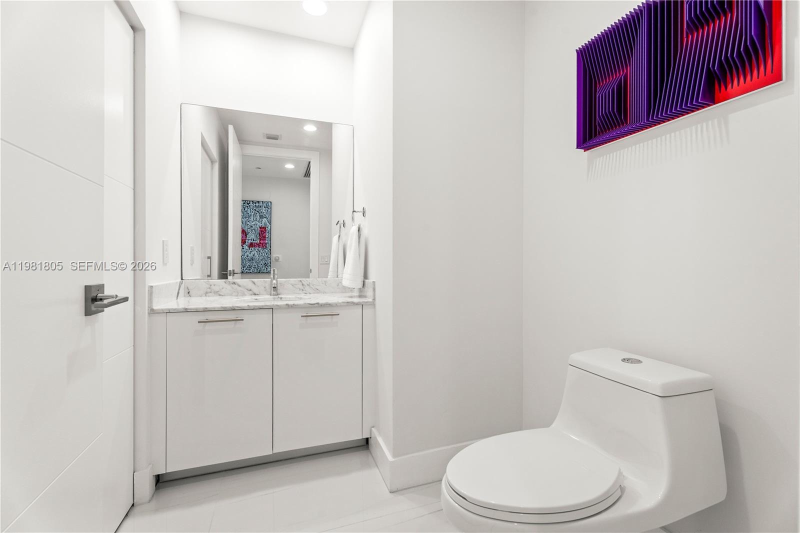 950 Brickell Bay Dr #4710 Miami, FL 33131