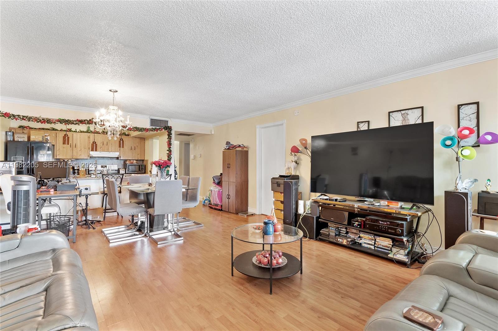 10304 Fairway Rd Pembroke Pines, FL 33026